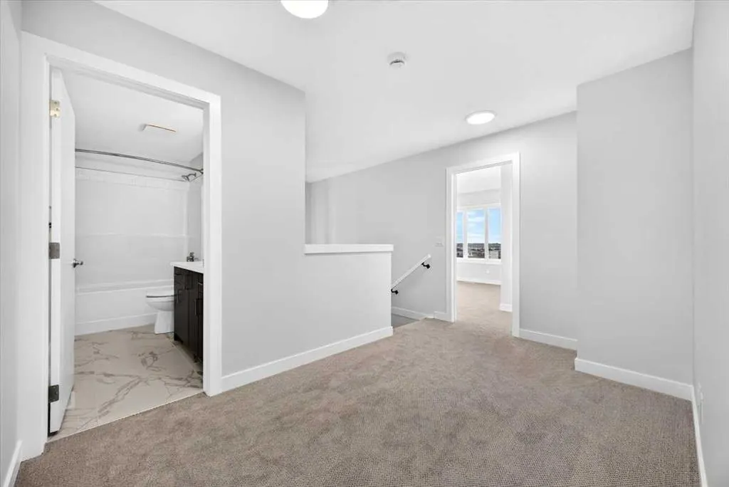 30 Harbour Way