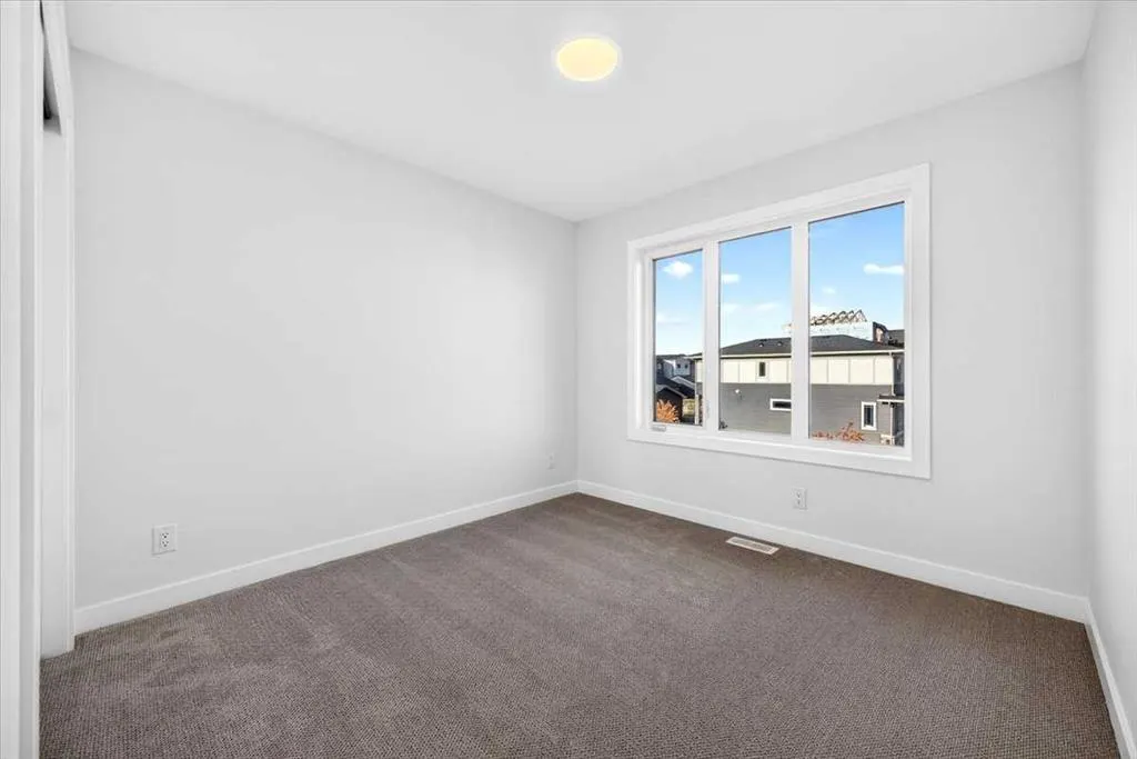 30 Harbour Way