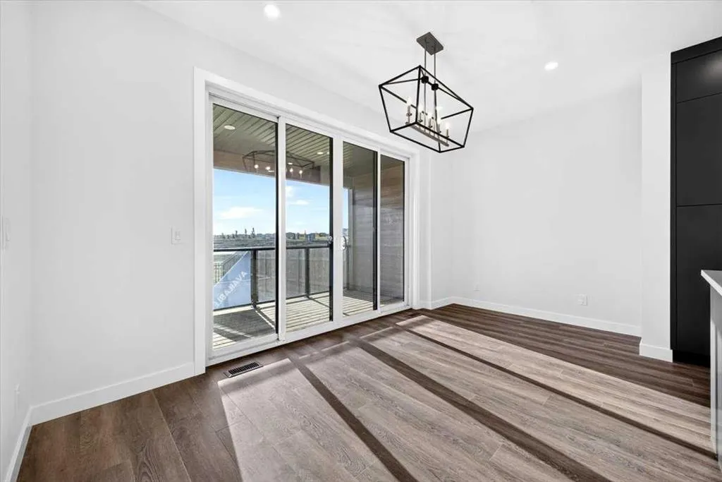 30 Harbour Way