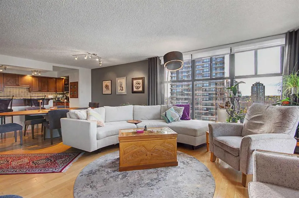 1100 8 Avenue SW #2003