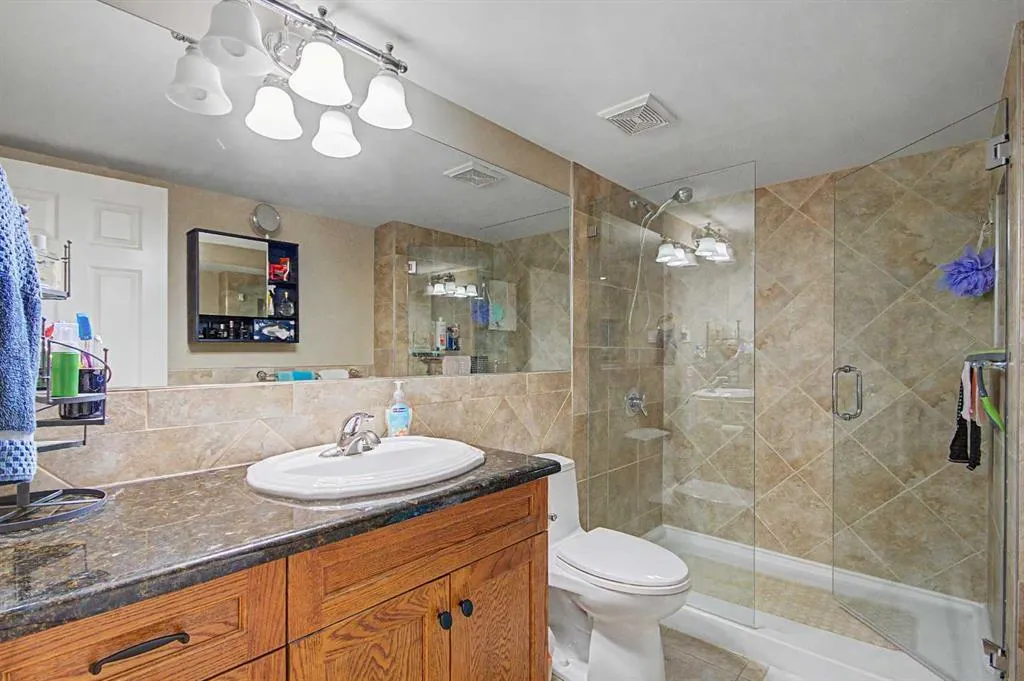 1100 8 Avenue SW #2003