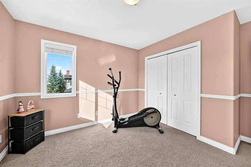 148 SPRINGMERE Grove