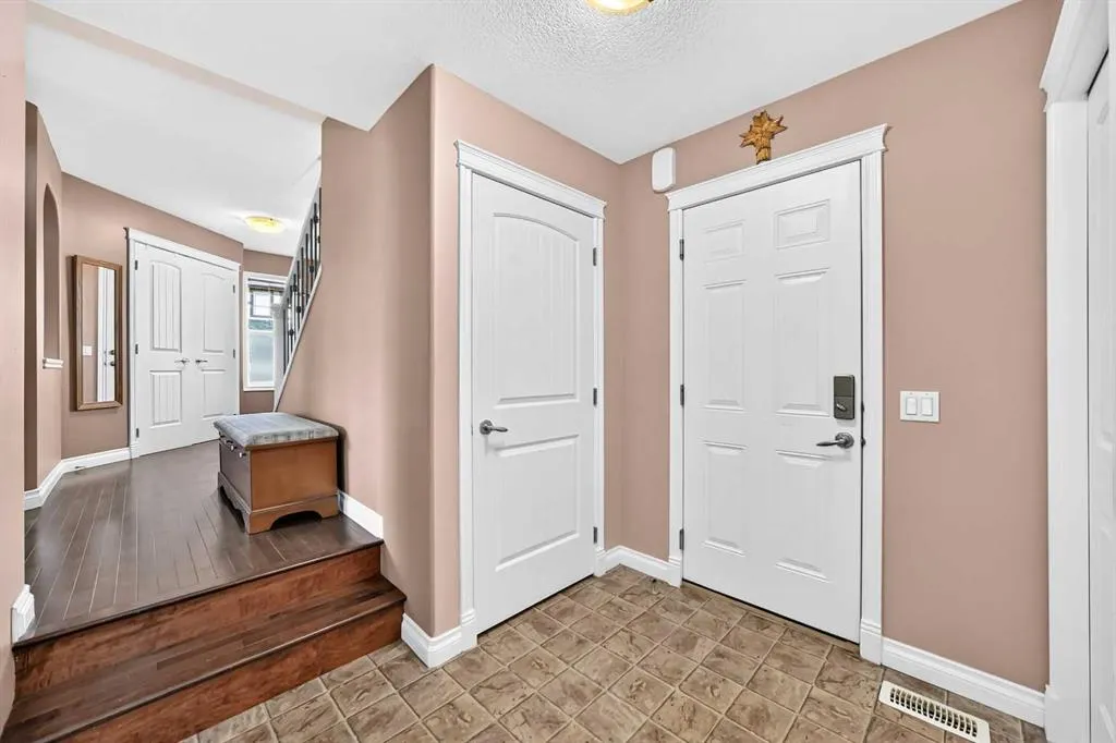148 SPRINGMERE Grove