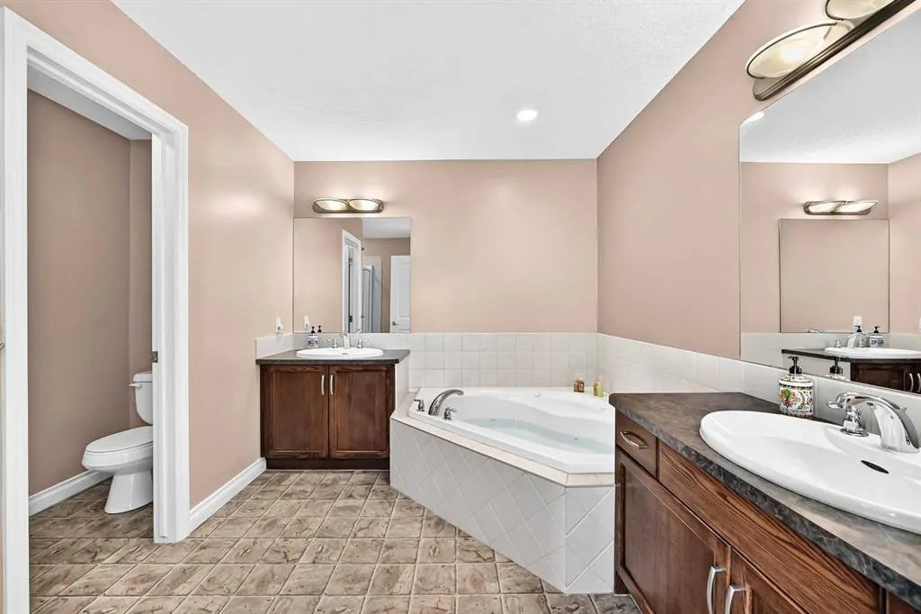 148 SPRINGMERE Grove