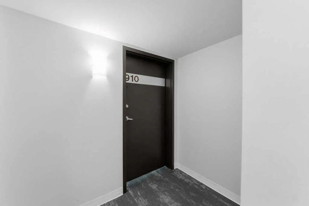 188 15 Avenue SW #910