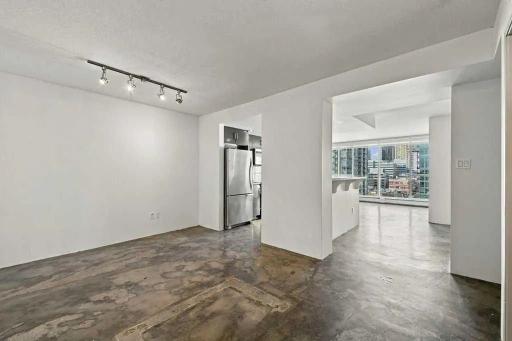 188 15 Avenue SW #910
