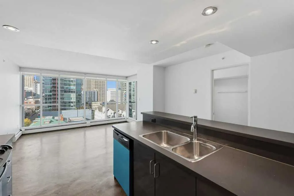 188 15 Avenue SW #910