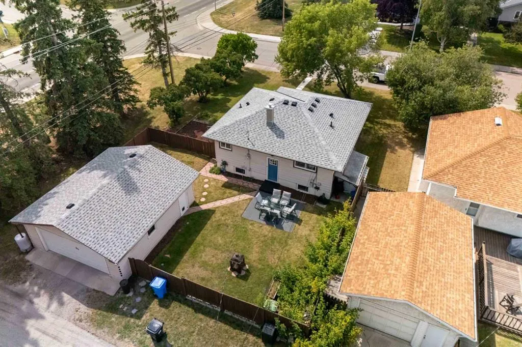 84 Waterloo Drive SW