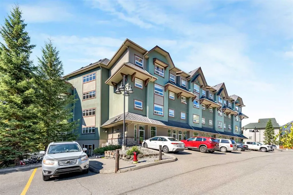 180 Kananaskis Way #117