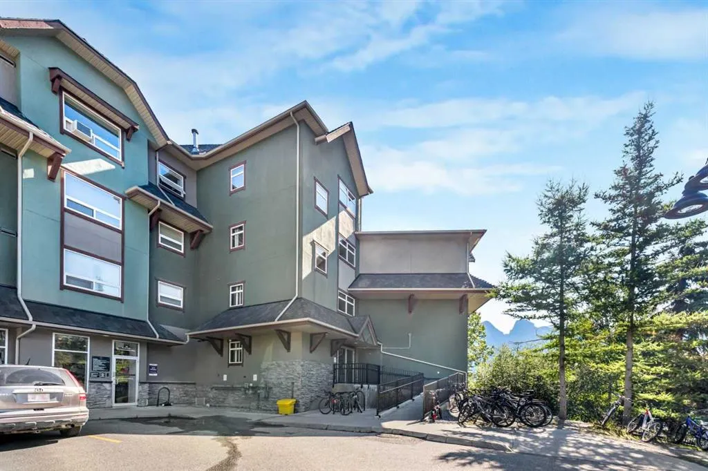 180 Kananaskis Way #117