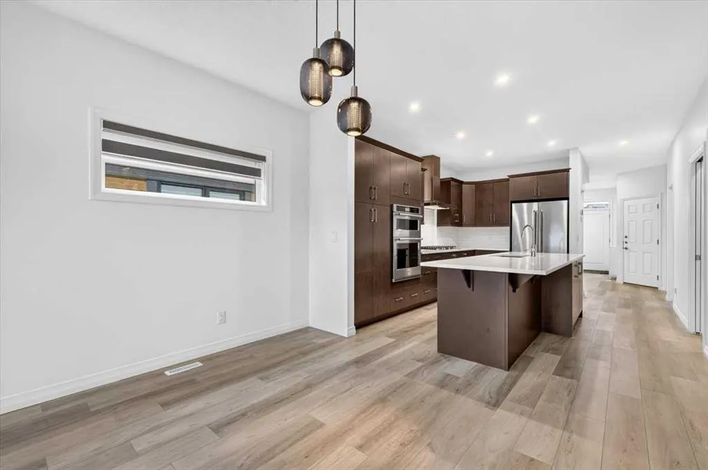 358 Marina Cove SE