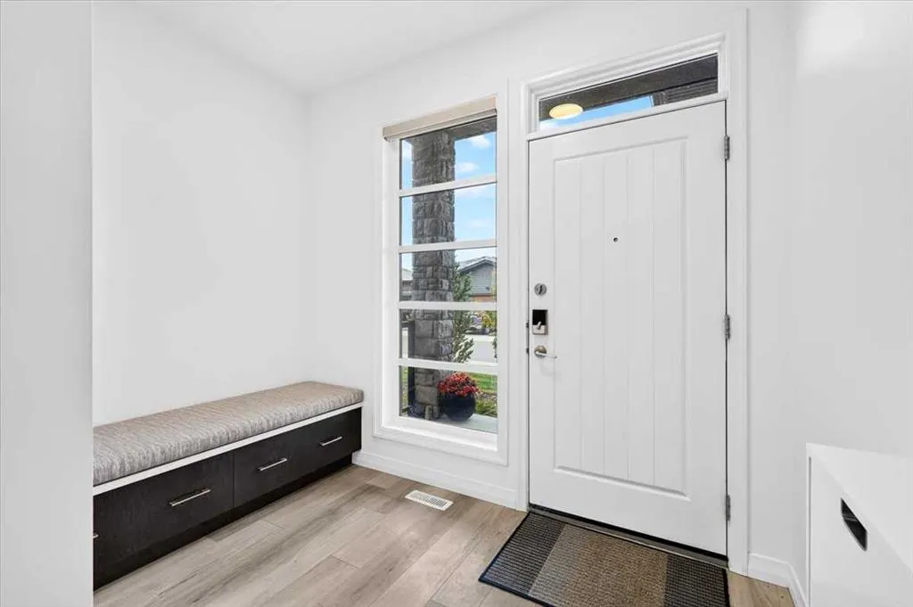 358 Marina Cove SE
