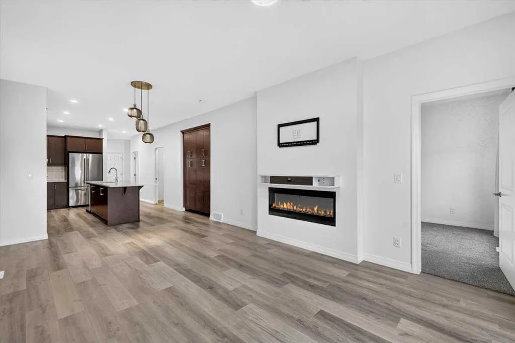 358 Marina Cove SE