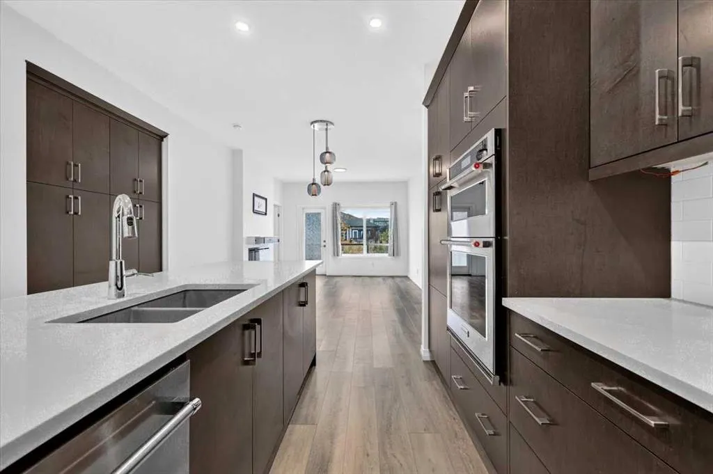 358 Marina Cove SE