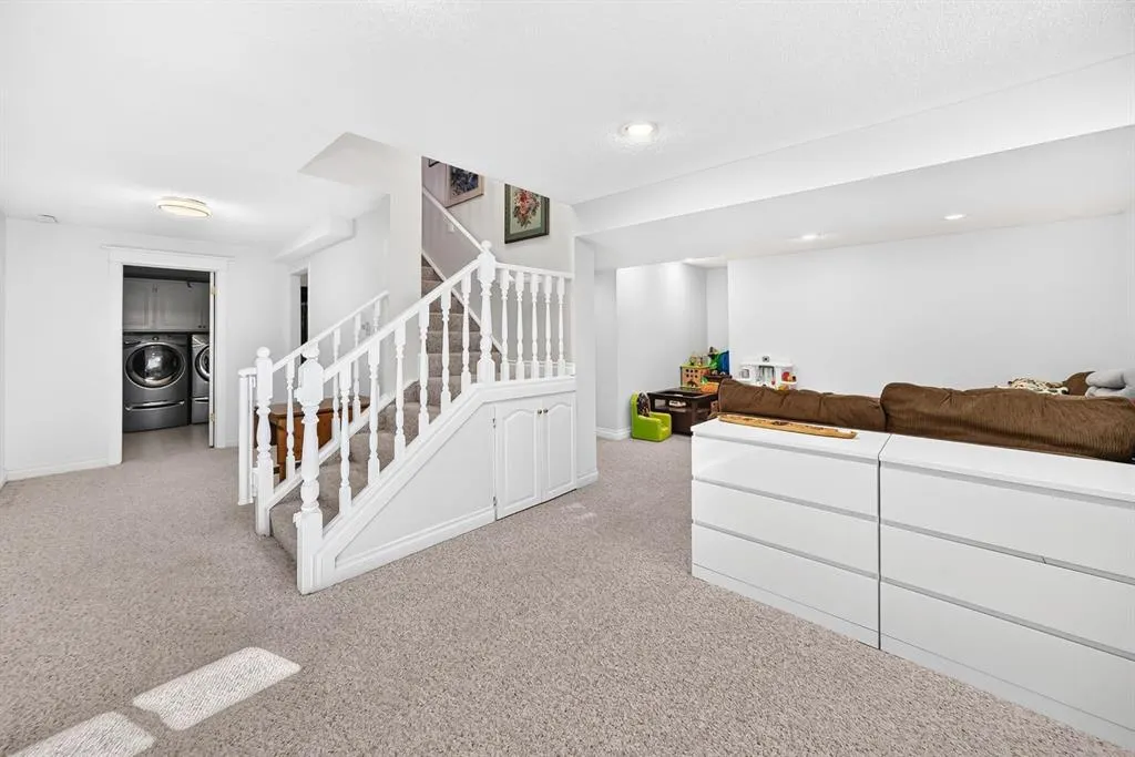 249 Chinook Drive