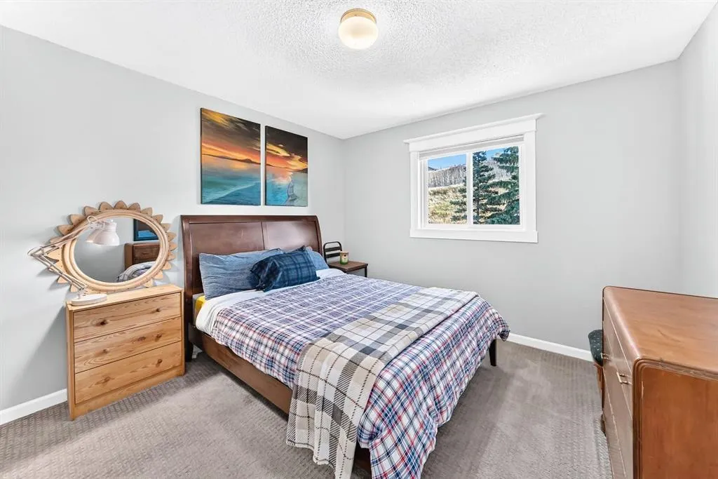 249 Chinook Drive