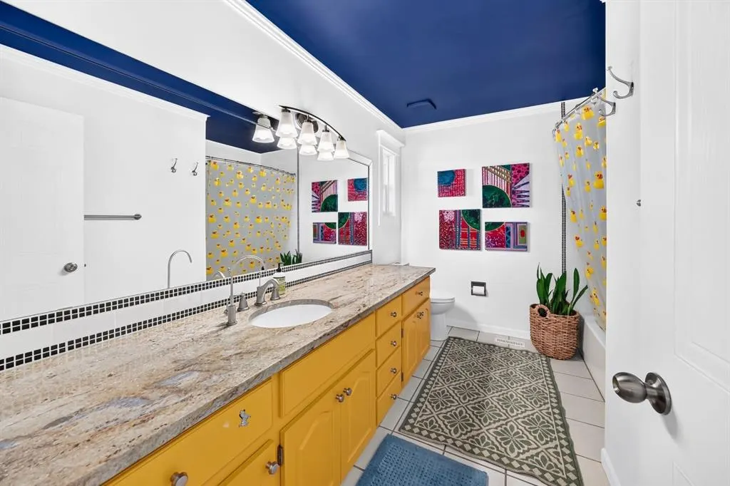 249 Chinook Drive