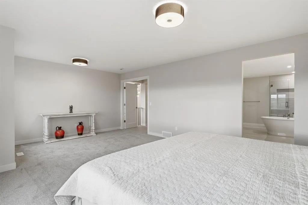 10 Heritage Close
