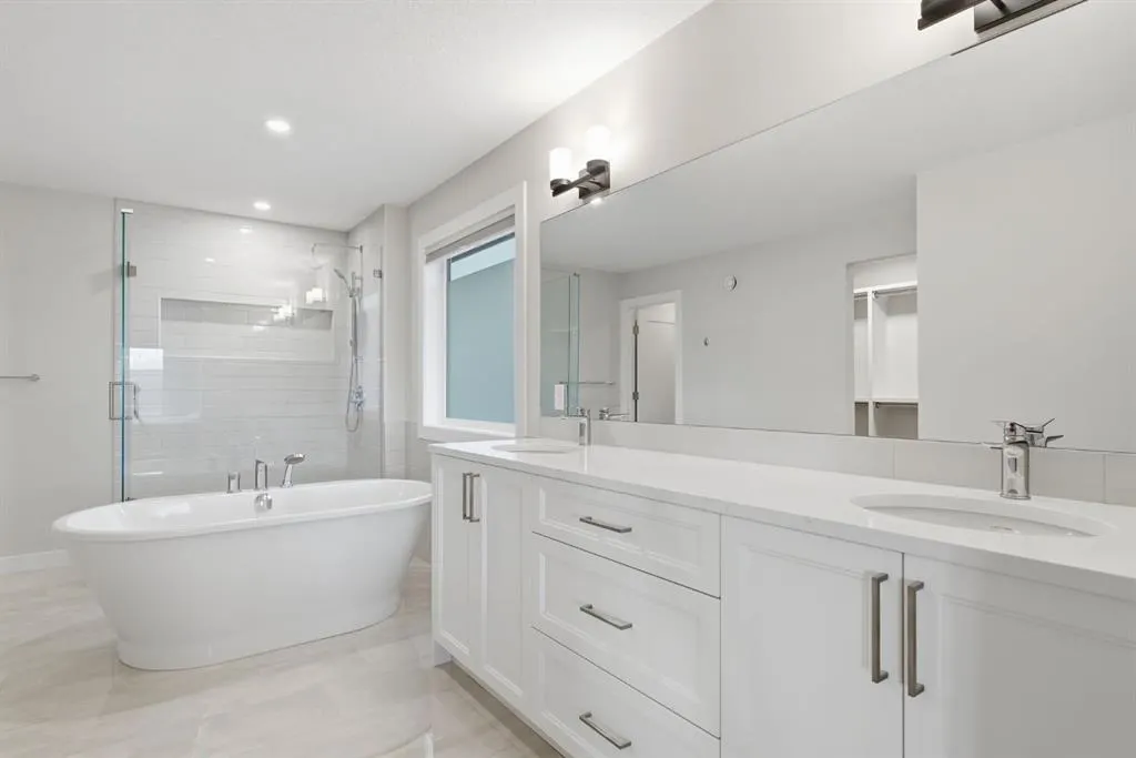 10 Heritage Close