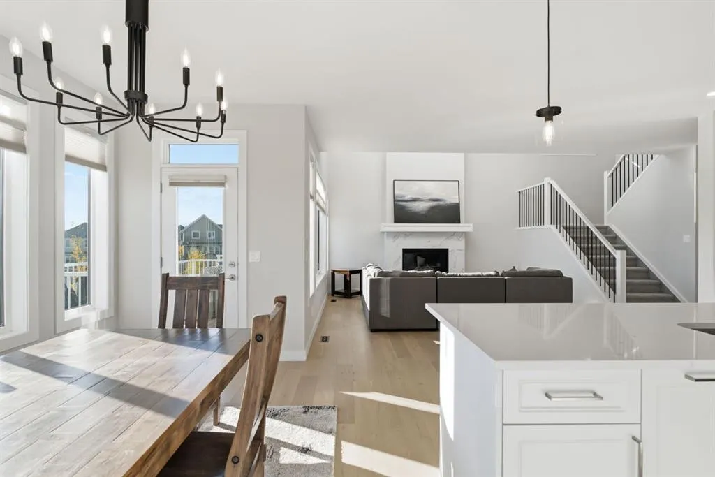 10 Heritage Close