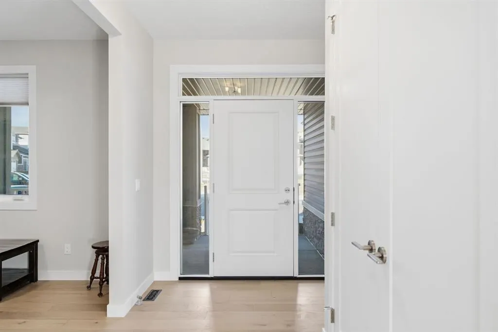 10 Heritage Close