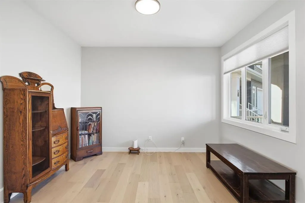 10 Heritage Close