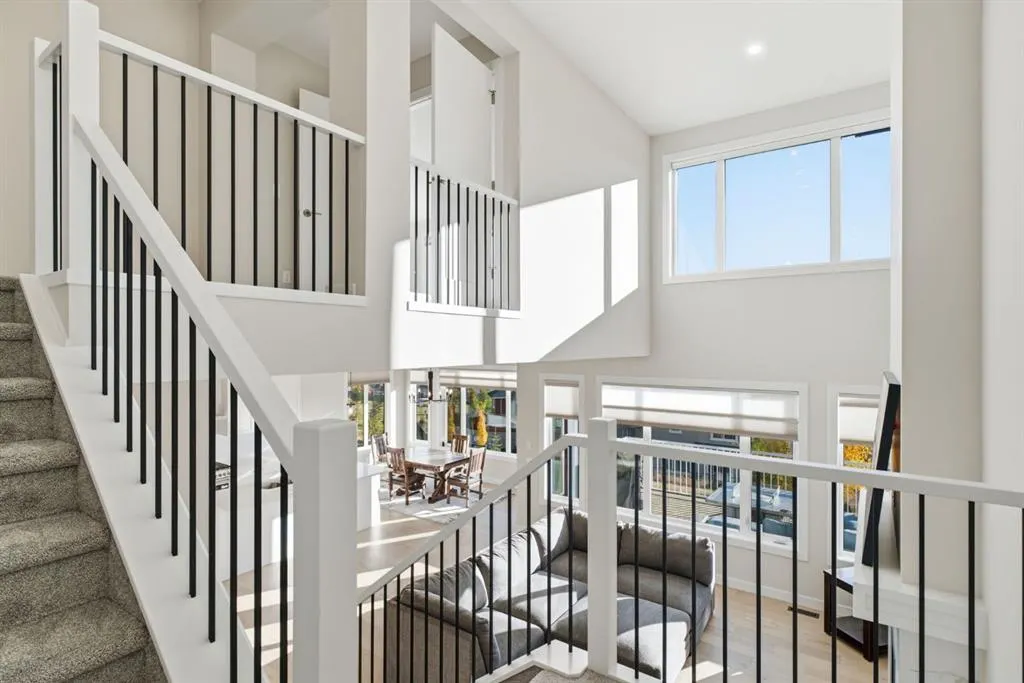 10 Heritage Close