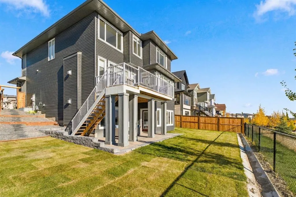 10 Heritage Close