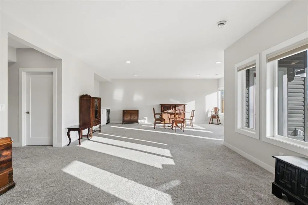 10 Heritage Close