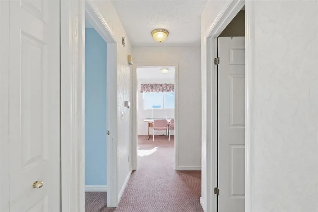331 Oakfern Crescent SW