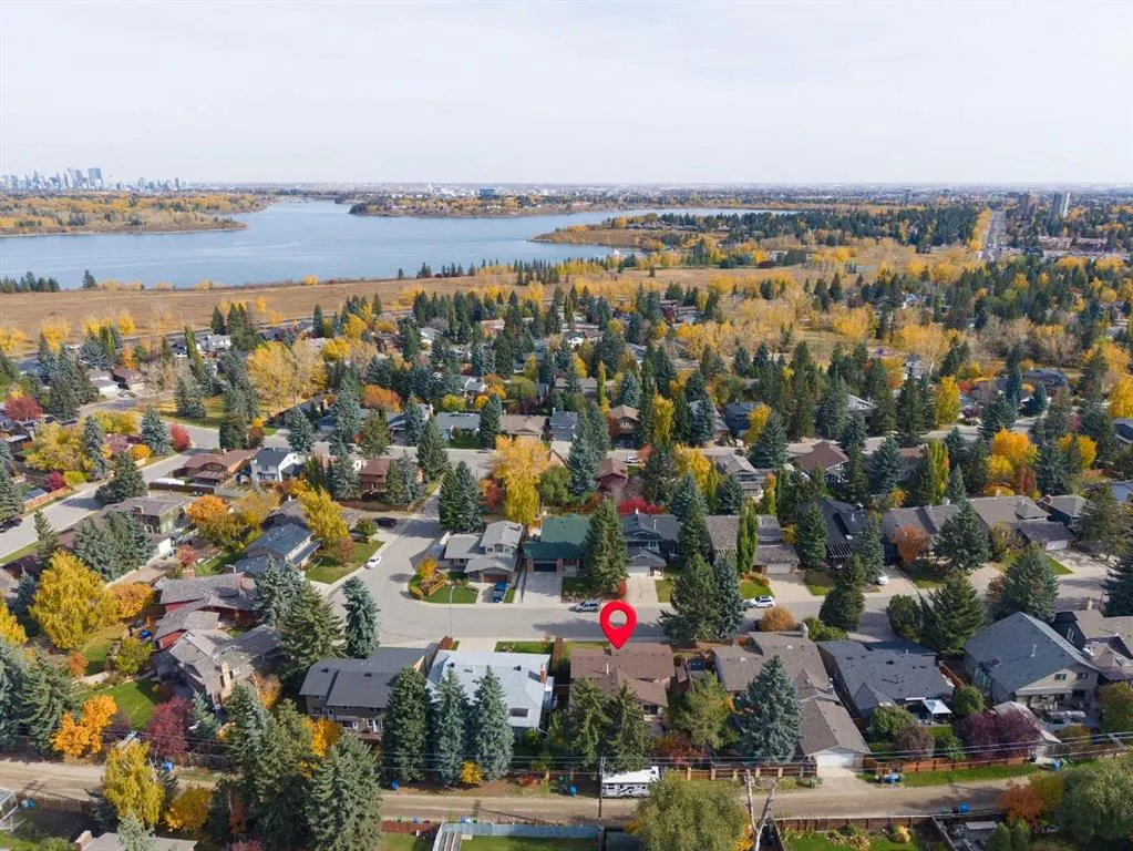 331 Oakfern Crescent SW