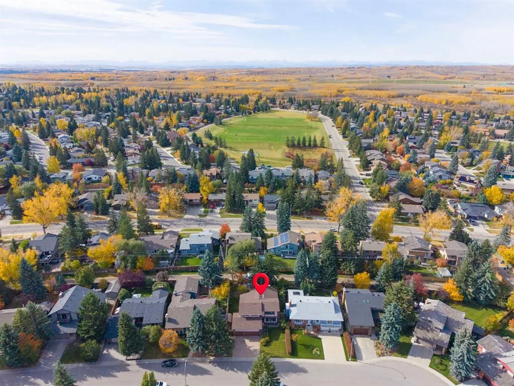 331 Oakfern Crescent SW