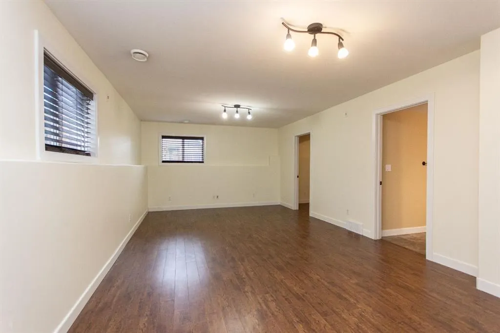 79 Trimble Close