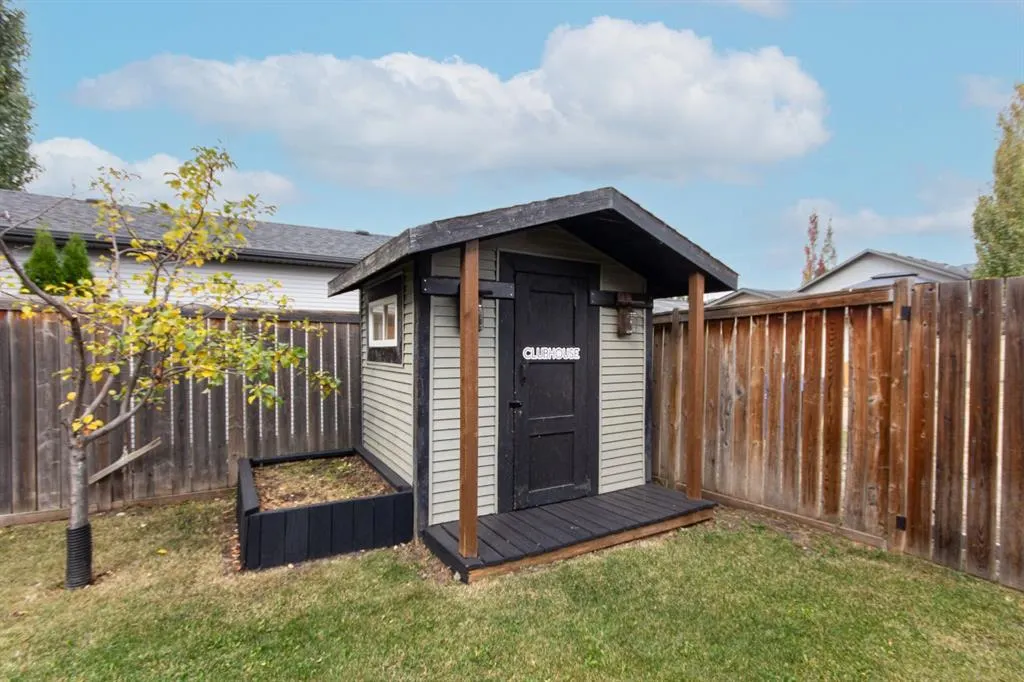 79 Trimble Close