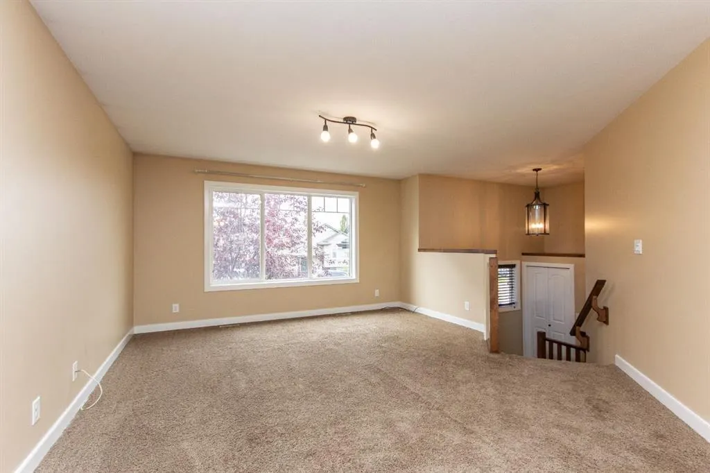 79 Trimble Close