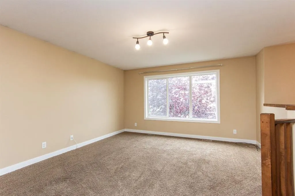 79 Trimble Close