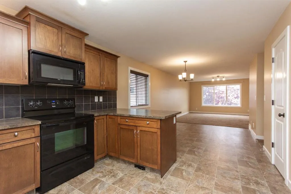 79 Trimble Close