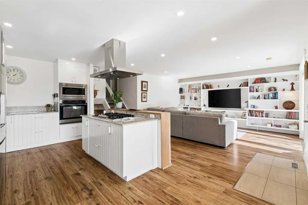 355 Woodbine Boulevard SW