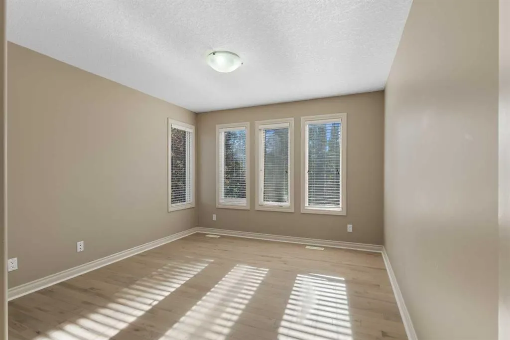75 Discovery Ridge Mount SW