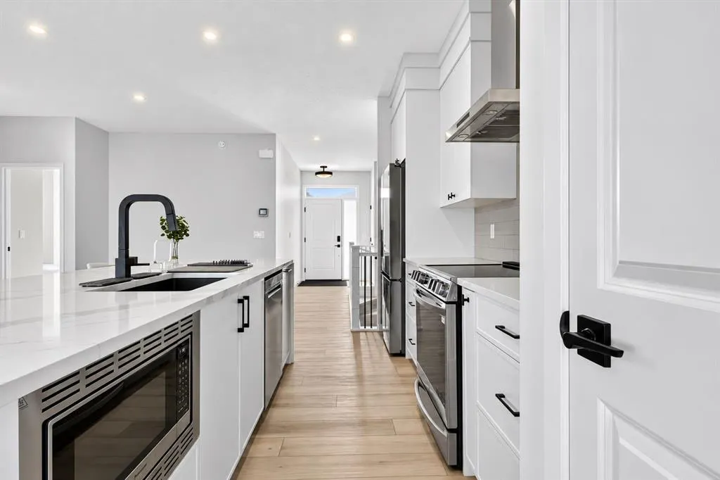 168 Setonstone Manor SE