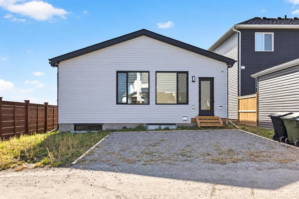 168 Setonstone Manor SE