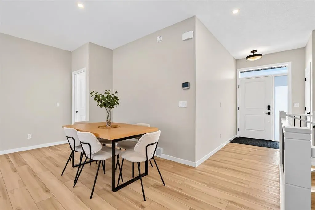 168 Setonstone Manor SE