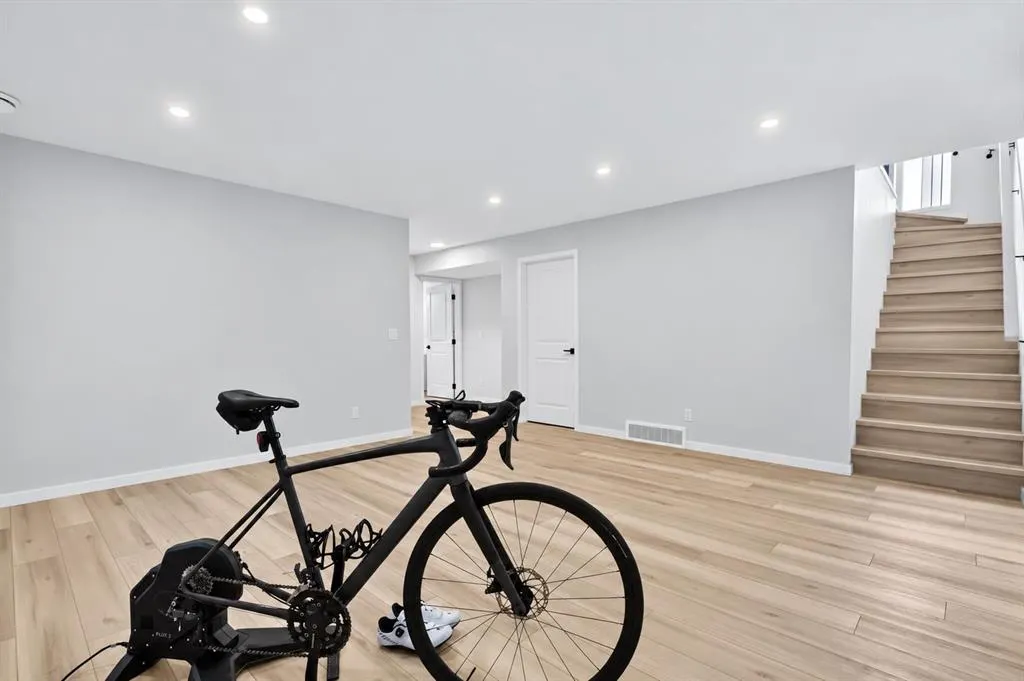 168 Setonstone Manor SE
