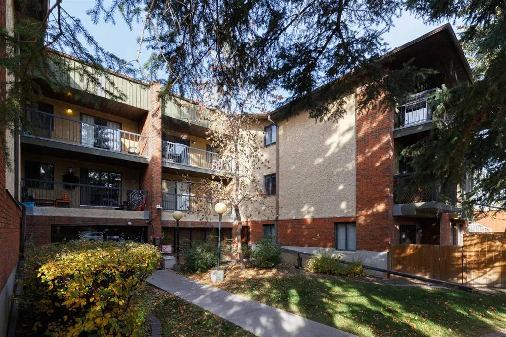 1919 36 Street SW #211
