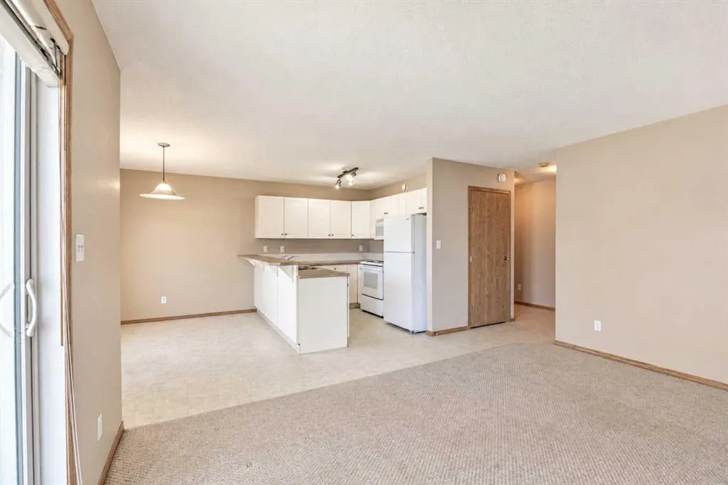 20 Jacobs Close #48