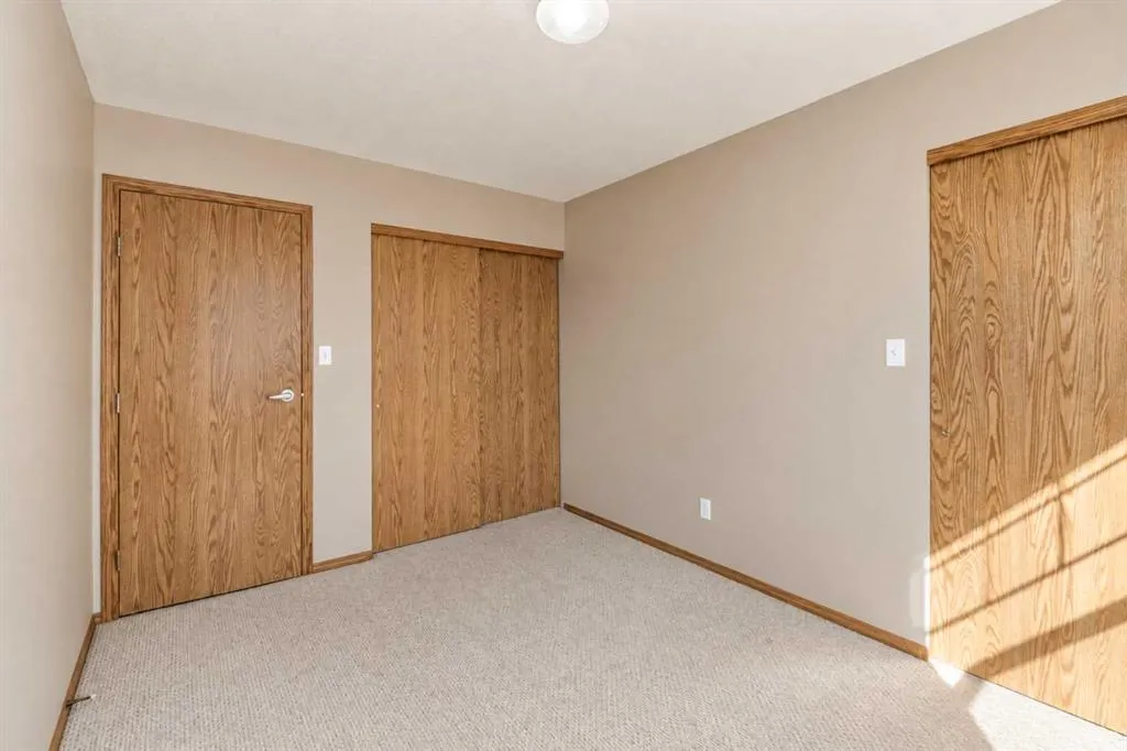 20 Jacobs Close #48