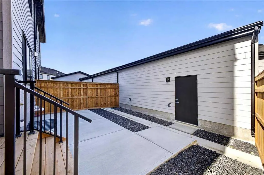 1141 Sailfin Heath