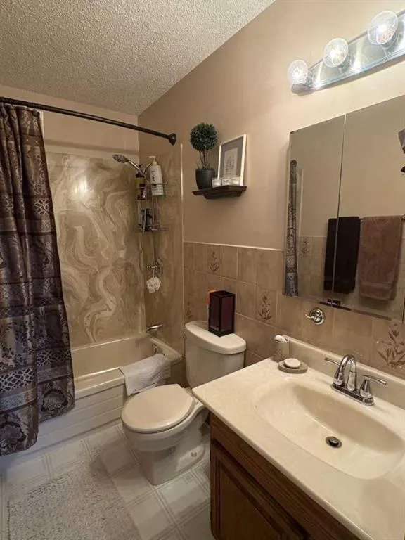 1623 Rouleau Crescent SE