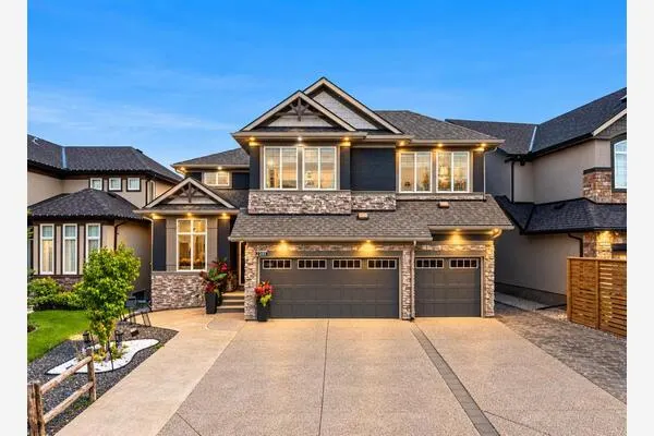 291 Legacy Mount SE