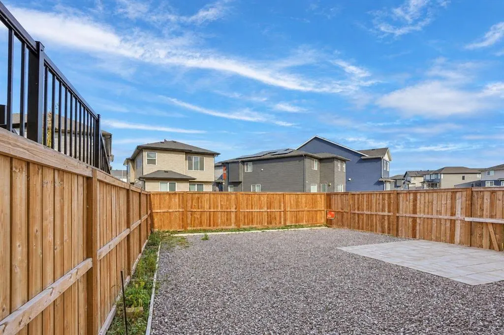 314 Corner Meadows Way NE
